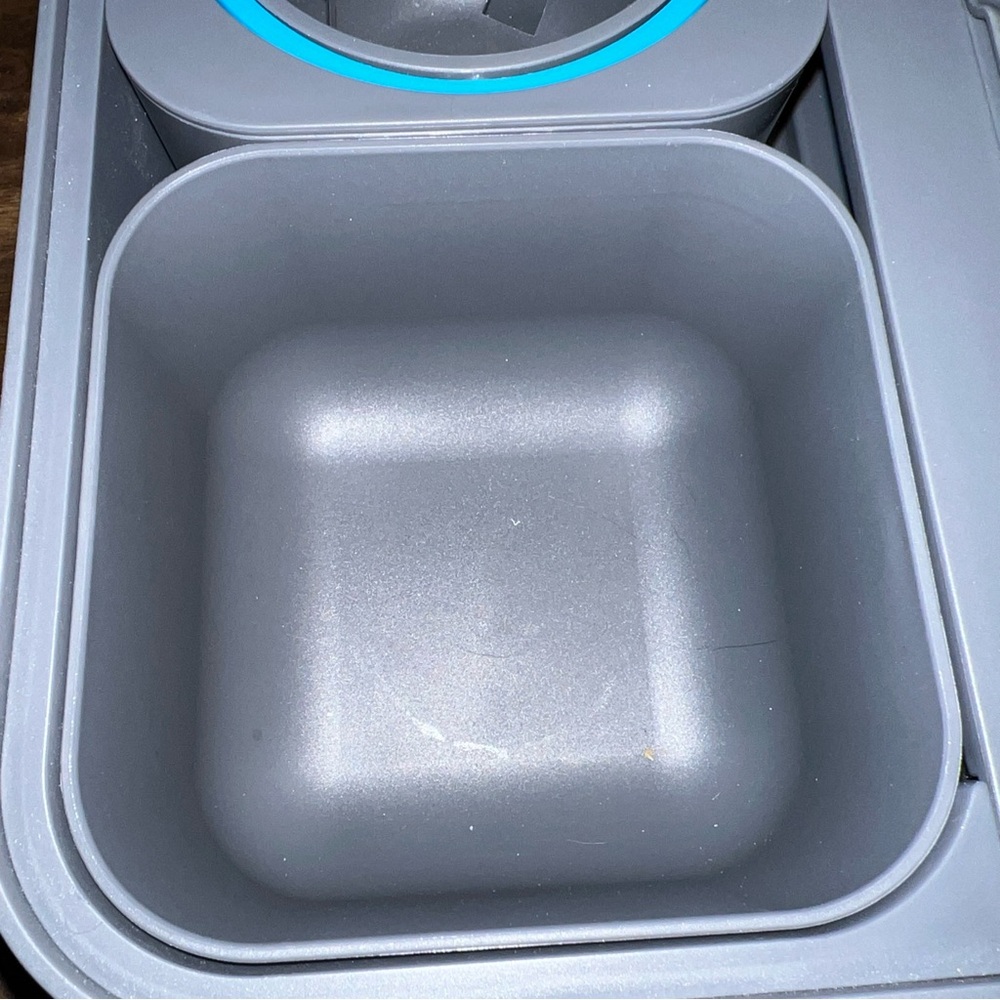 Atrix Gamer Snack & Play Console - Picture 4 of 13